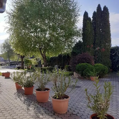 Szálloda Oázis Hotel*** 4*