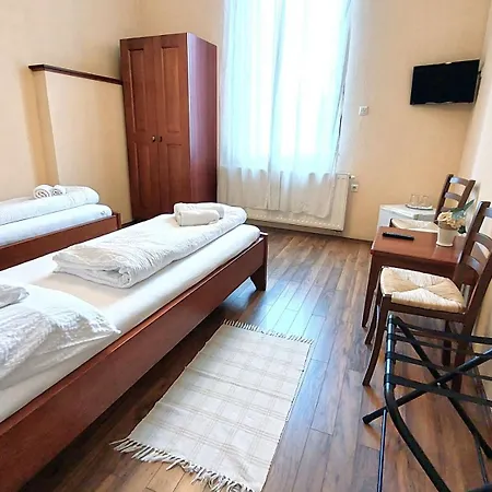 Hotel Oázis Hotel***