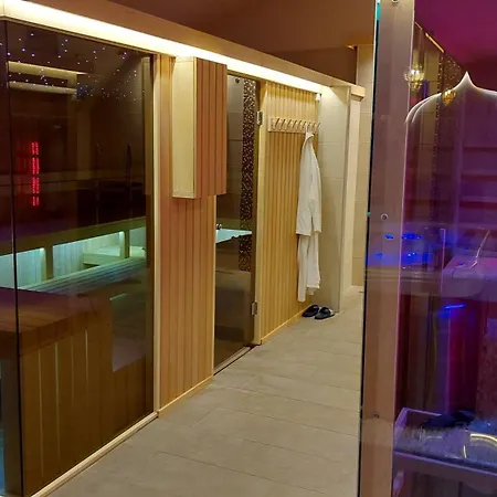 Oázis Hotel*** Szálloda 4*