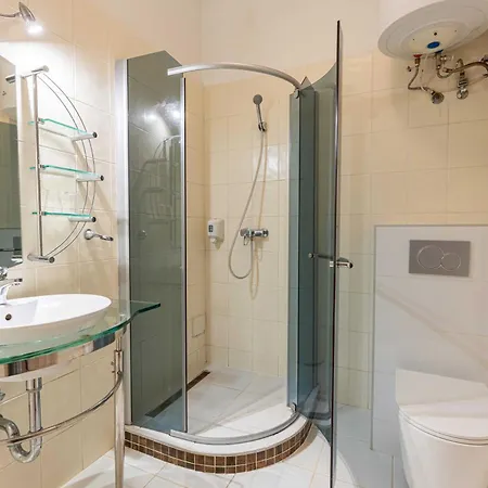 Szálloda Oázis Hotel***