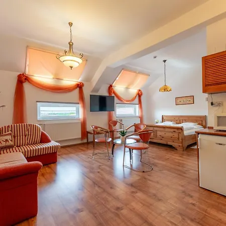 Szálloda Oázis Hotel*** 4*
