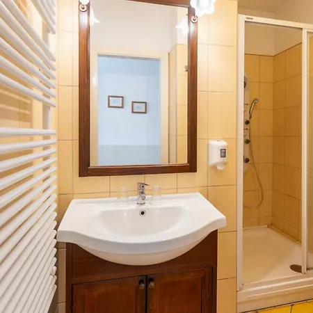 Oazis Hotel*** נג'קניז'ה