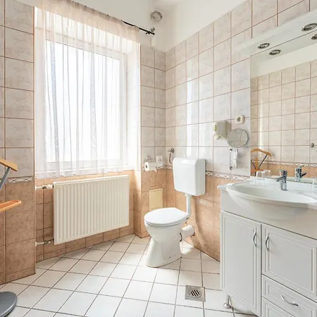 Oazis Hotel*** 3* Надьканижа