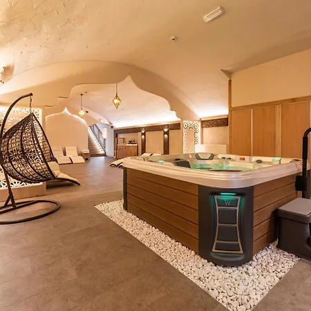 Oazis Hotel*** 4*