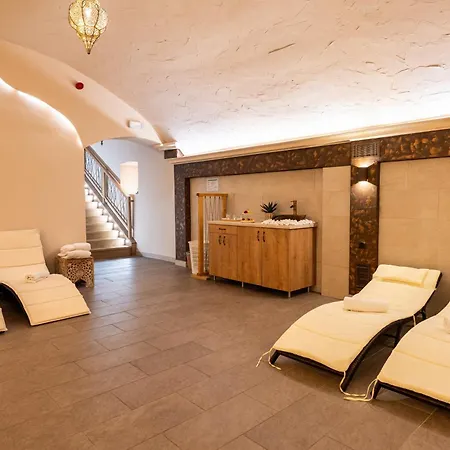 Oazis Hotel*** 호텔 4*