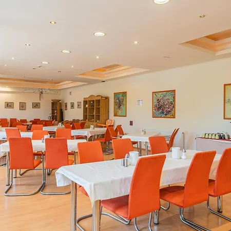Hotel Oázis Hotel*** 3*