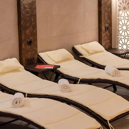 Oazis Hotel*** 호텔 4*