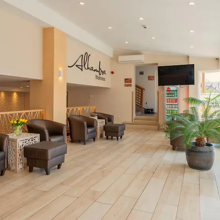 Oazis Hotel*** 4*