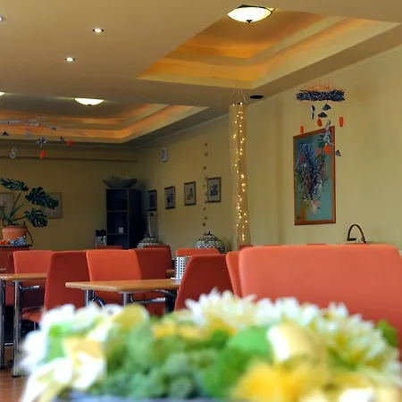 Szálloda Oázis Hotel*** 4*