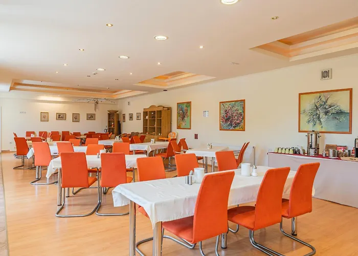 Hotel Oazis Hotel*** 3*